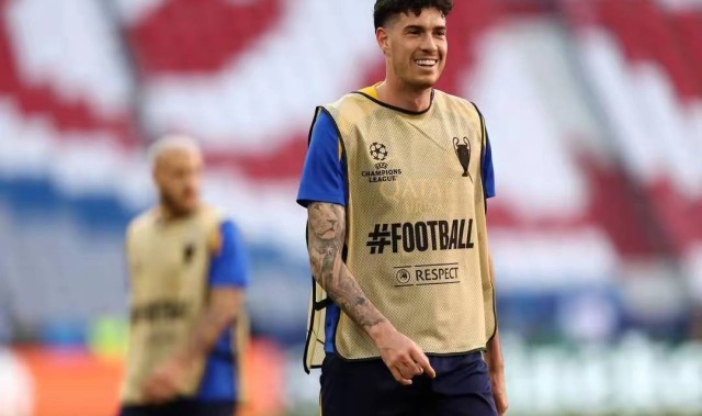 2000万欧年薪！沙特金元风暴锁定国米后防核心，意甲豪门要价1亿不妥协