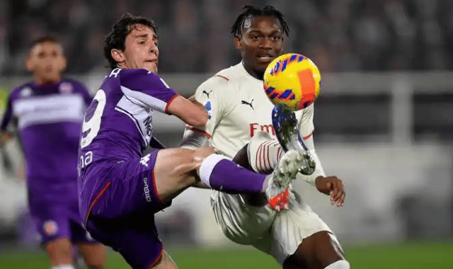 意甲保级续命战！佛罗伦萨主场死磕克雷莫纳，伤病潮下的攻防博弈