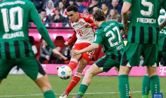 德甲焦点战：拜仁携冠军之势，门兴为欧战资格放手一搏