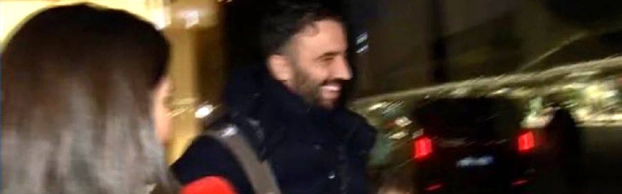 阿莫林回国远离曼联不禁开怀大笑，不必再受访500次！曝与巨头矛盾细节