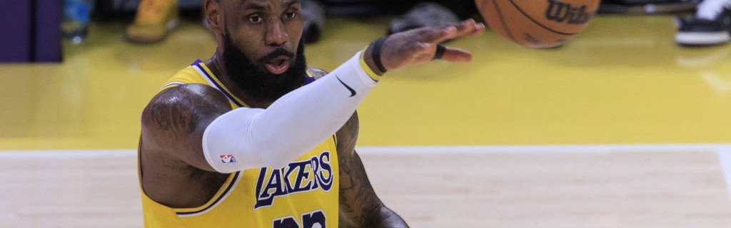 杨毅：采访过的球星詹姆斯架子最大 威少最没架子