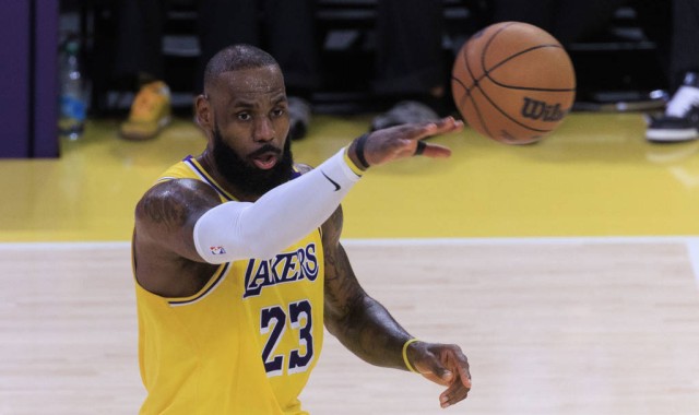 杨毅：采访过的球星詹姆斯架子最大 威少最没架子