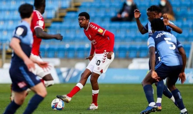 德甲附加赛生死战：埃沃斯堡VS海登海姆，谁能突出重围？