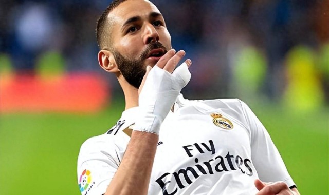 转会传闻！成都蓉城或引法甲前锋索马努，能实现外援交替？