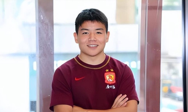 徐彬租借加盟巴恩斯利被终止，狼队有望直接让其英超首秀提前登场