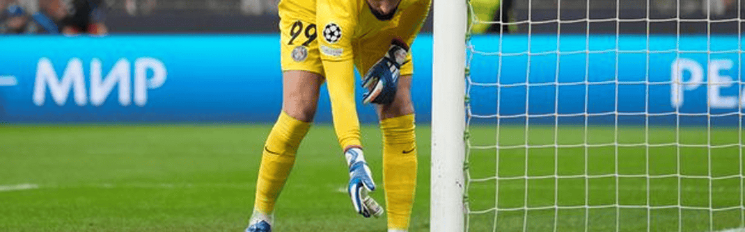 曼联放弃唐纳鲁马！大巴黎要价5000万，高薪买更衣室炸弹不合逻辑