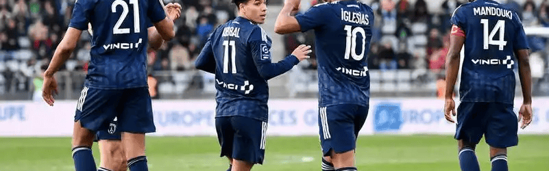 法甲焦点战：巴黎圣日耳曼VS巴黎FC，实力悬殊下的德比对决