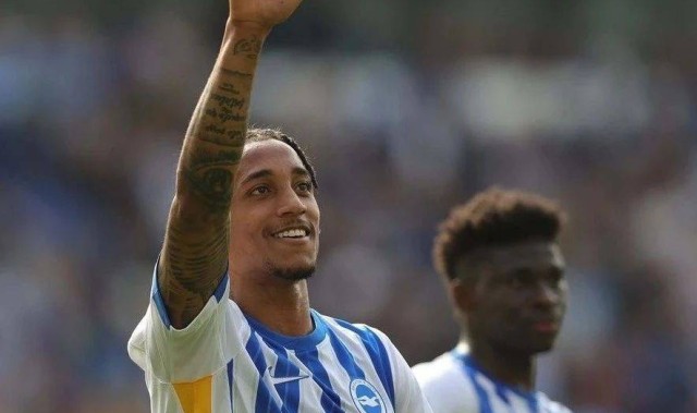 切尔西与纽卡正在争夺若昂-佩德罗，球员尚未作出决定