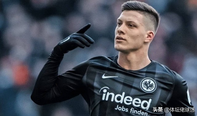 引援眼光毒辣, 身价破亿前锋加盟, 德甲豪强成“新黑店”