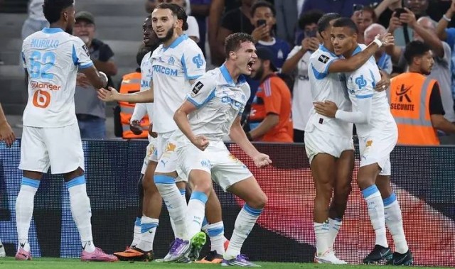 国米后防老化急需补强！21岁新星被盯紧，德比战左路首发或轮换