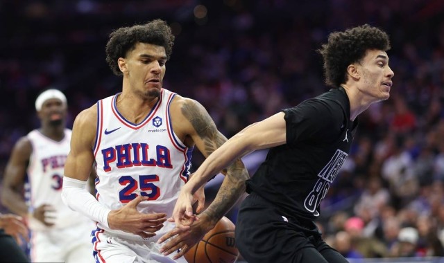 沃尔夫15+10格兰姆斯28+8 76人拒逆转送篮网三连败