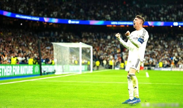 皇马万金油终于摘牌！一周5球，欧冠+西甲MVP，他才是真核！