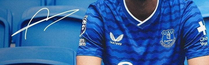 总价1200万！官方：19岁拜仁后卫阿兹努加盟埃弗顿，签约4年