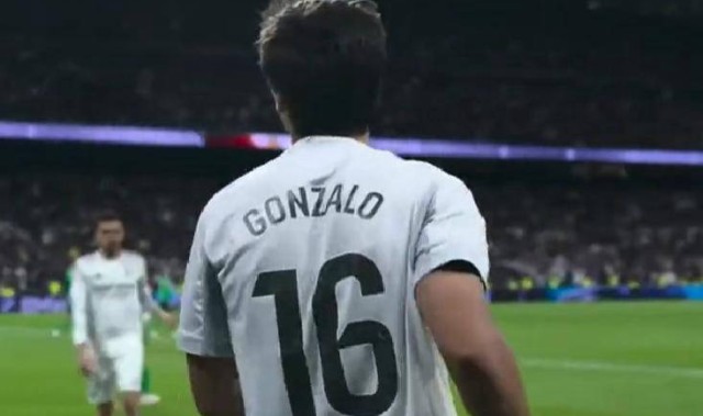 皇马21岁天才贡萨洛-加西亚逆袭爆发！梅开三度创历史，仅西甲两次首发