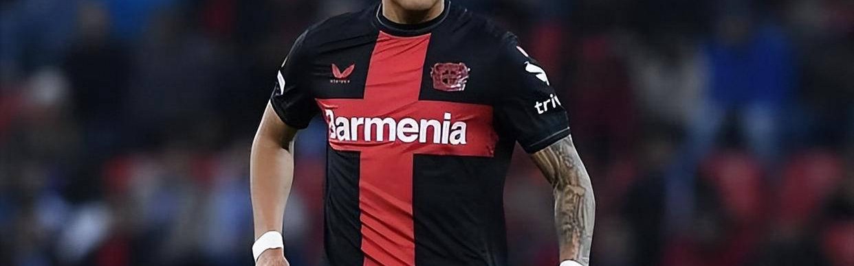 德甲年轻中卫成为英超压哨签约目标？23岁新晋领袖加盟热刺